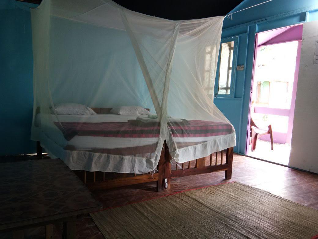 Secret Beach Bungalows, Palolem Room photo